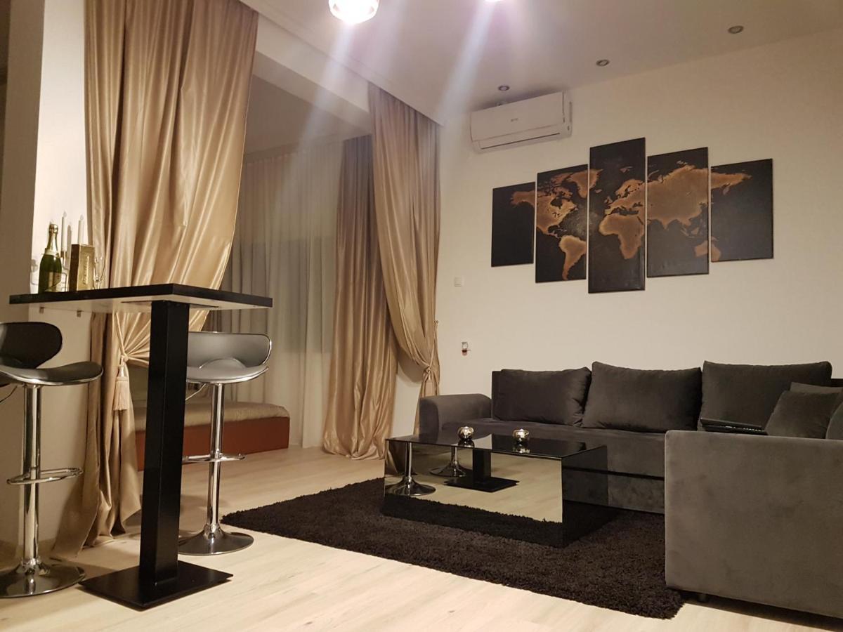 Apartments Vila White House Pančevo Екстериор снимка