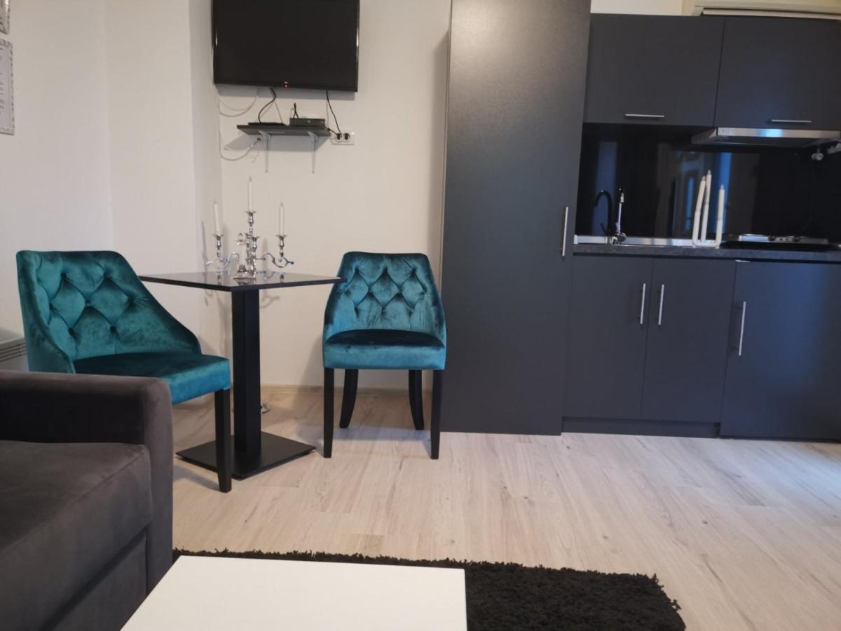 Apartments Vila White House Pančevo Екстериор снимка