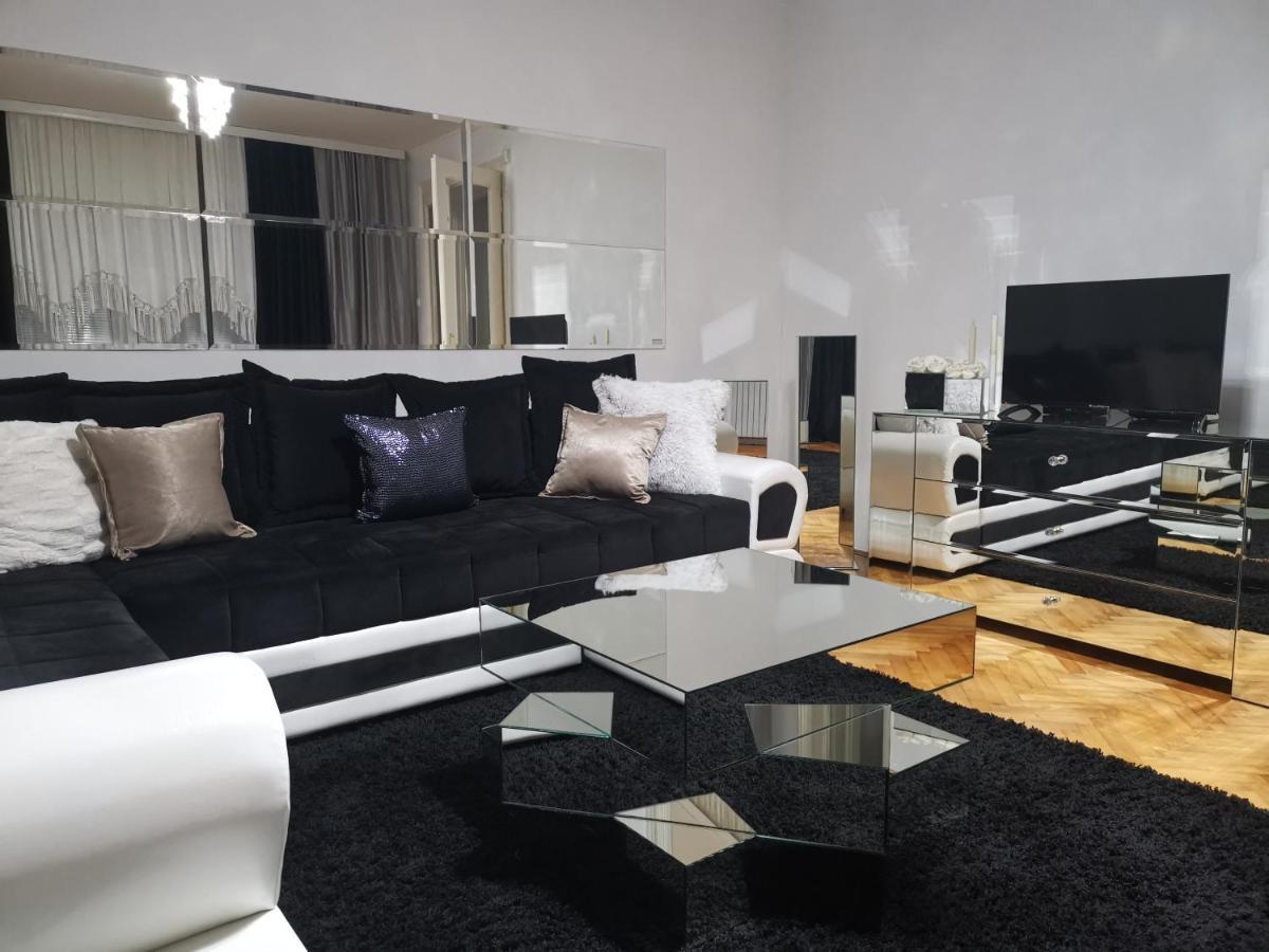 Apartments Vila White House Pančevo Екстериор снимка